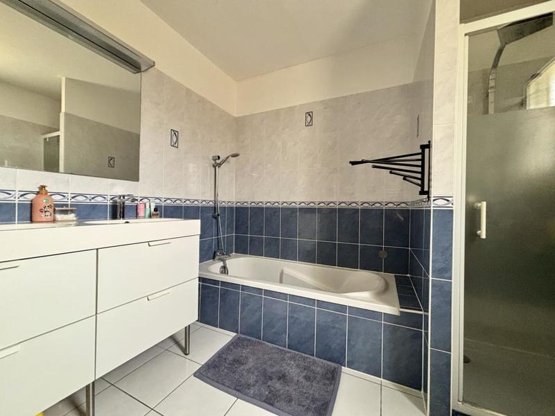 Maison - 138 m² - 7 pièces