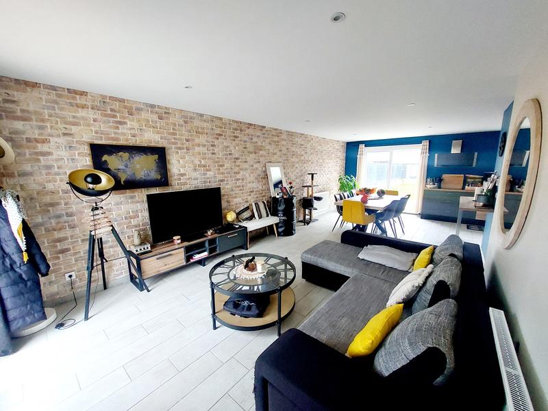 Maison - 85 m² - 4 pièces