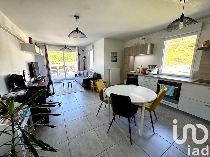 Appartement - 64 m² - 3 pièces