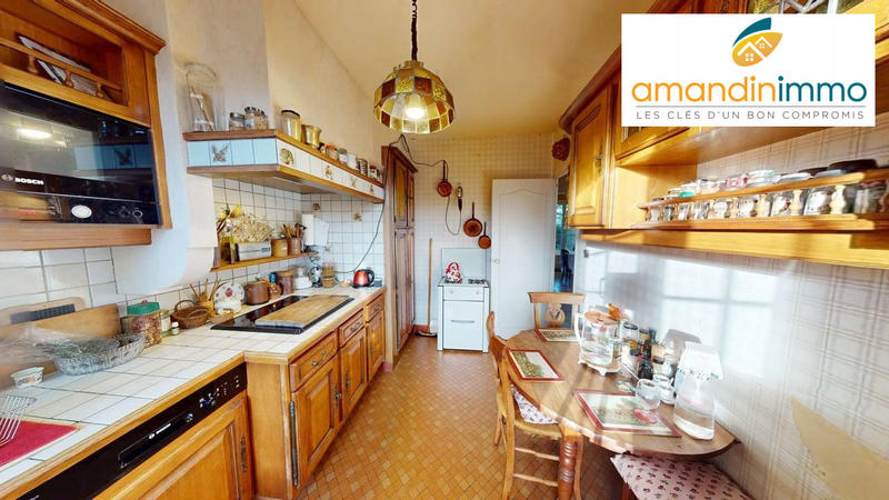 Maison - 172 m² - 8 pièces