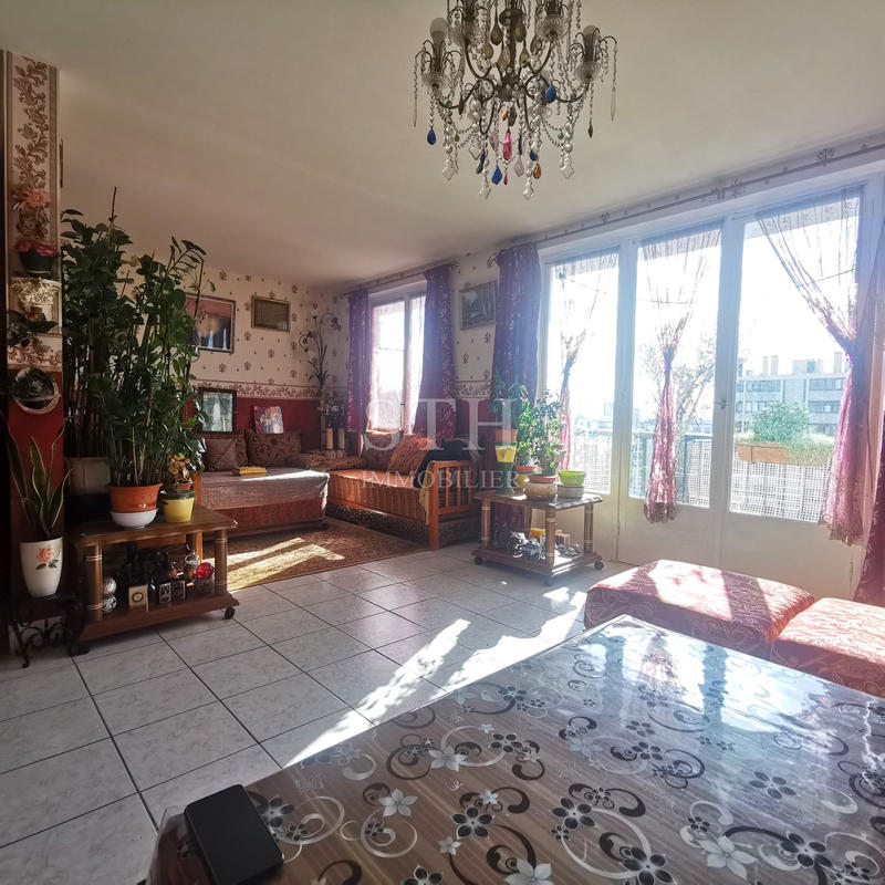 Appartement - 70 m² - 3 pièces