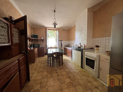 Maison - 169 m² - 6 pièces