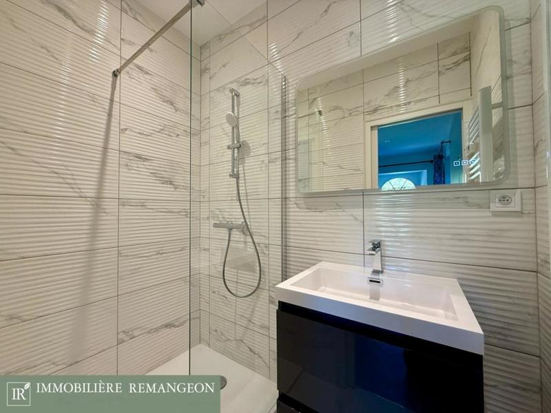 Maison de maîtres - 290 m² - 12 pièces