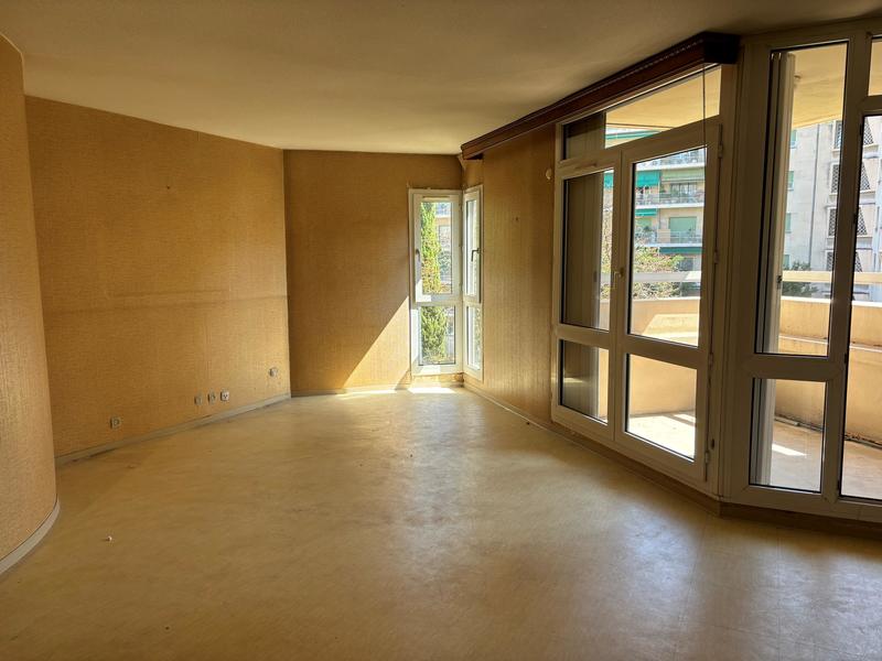 Appartement - 74 m² - 3 pièces