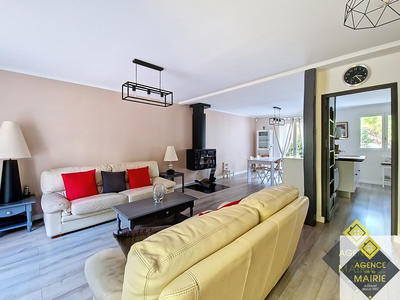 Maison - 115 m² - 6 pièces