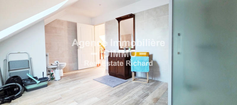 Maison - 174 m² - 6 pièces