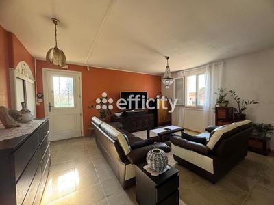 Maison - 98 m² - 4 pièces