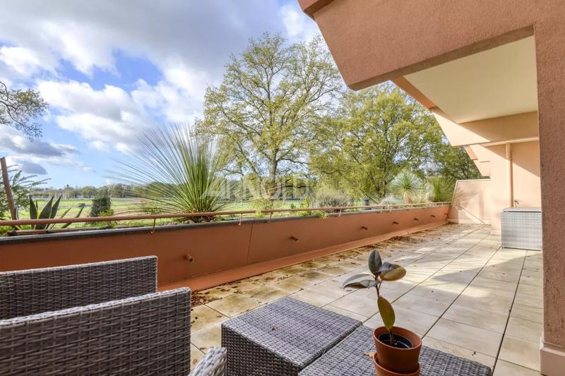 Appartement - 107 m² - 5 pièces