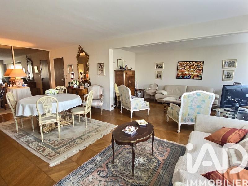 Appartement - 93 m² - 4 pièces