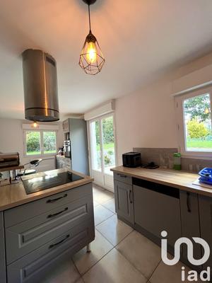 Maison - 90 m² - 5 pièces