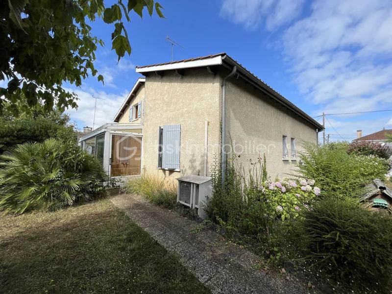 Demeure - 140 m² - 6 pièces