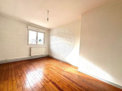 Appartement - 75 m² - 4 pièces