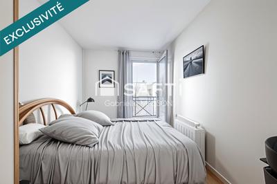 Appartement - 99 m² - 4 pièces