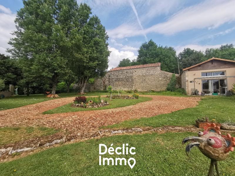 Maison en pierre - 111 m² - 5 pièces