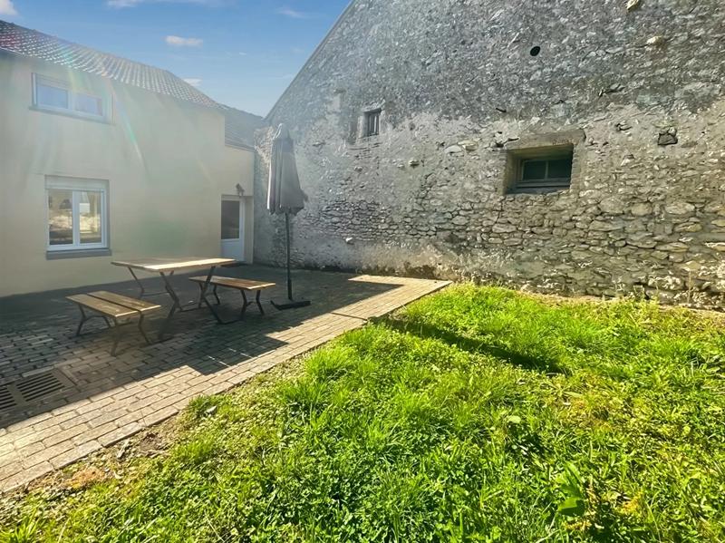 Maison - 186 m² - 8 pièces