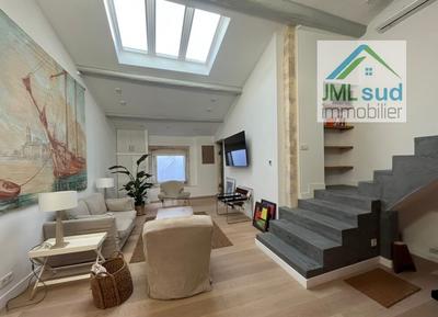 Appartement - 99 m² - 4 pièces