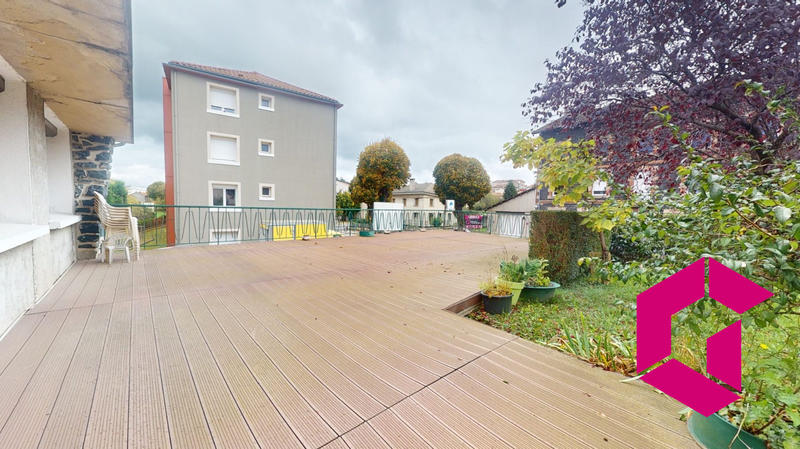 Maison - 110 m² - 5 pièces