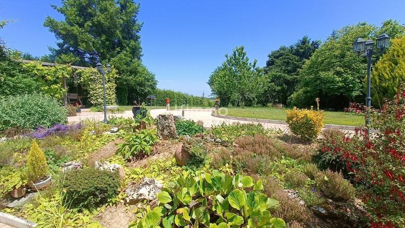 Maison - 173 m² - 8 pièces