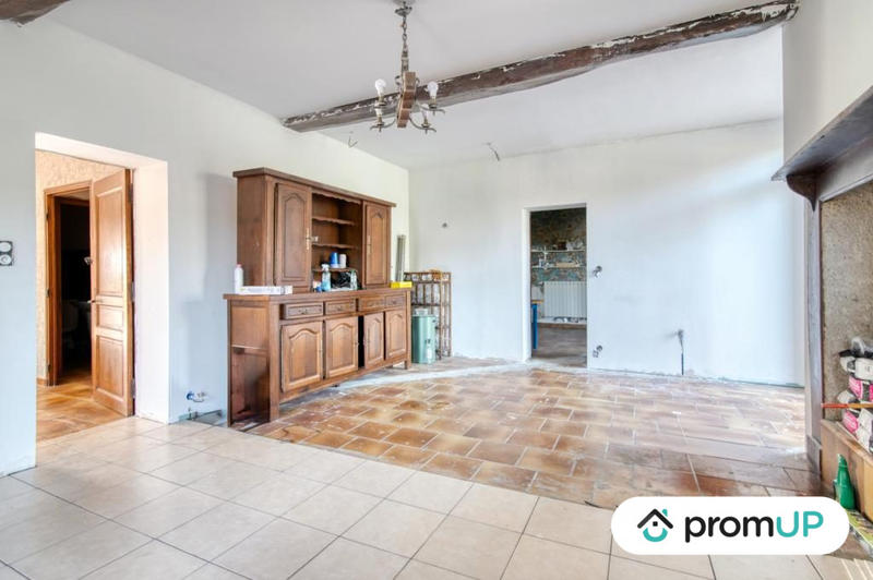 Maison ancienne - 371 m² - 4 pièces