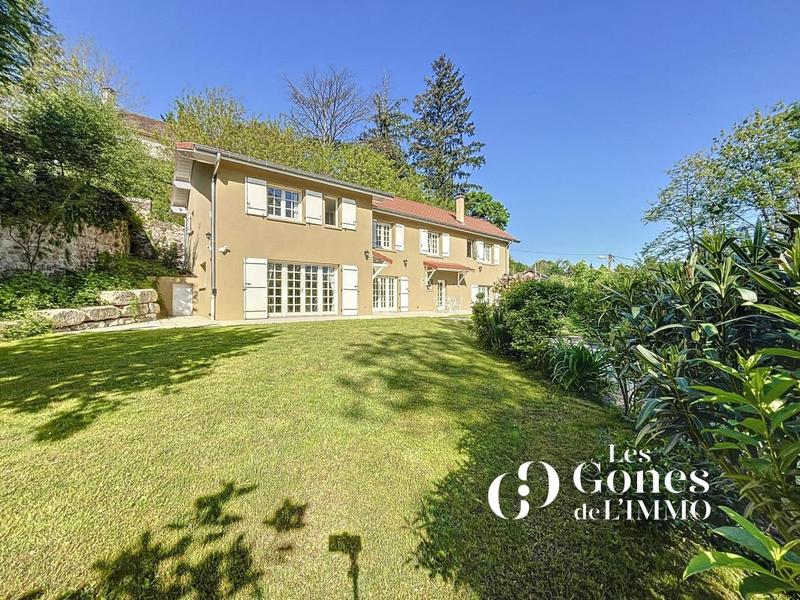 Maison - 175 m² - 6 pièces