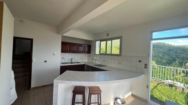 Maison - 165 m² - 6 pièces