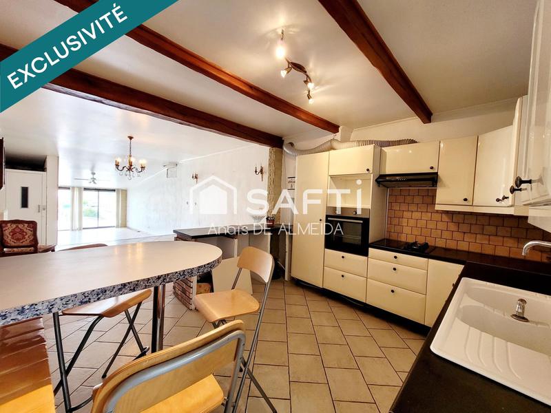 Maison - 104 m² - 4 pièces