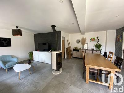 Maison - 93 m² - 4 pièces