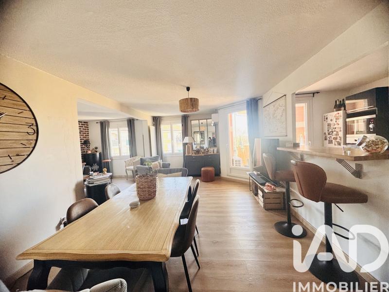 Appartement - 81 m² - 3 pièces