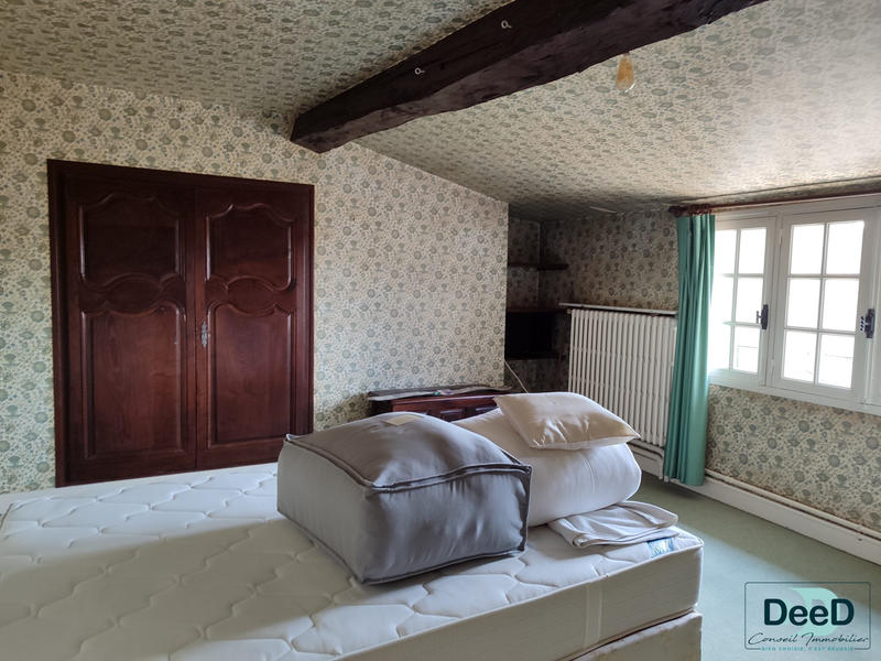 Maison - 288 m² - 9 pièces