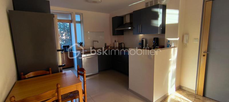 Appartement - 85 m² - 4 pièces