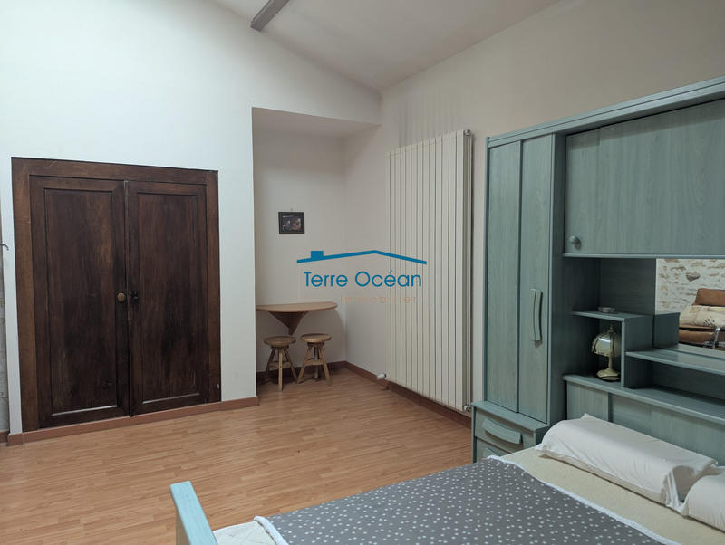 Maison ancienne - 200 m² - 4 pièces