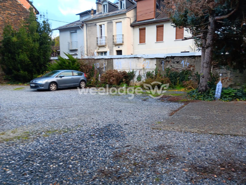 Local commercial - 906 m²