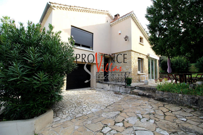 Villa - 95 m² - 5 pièces