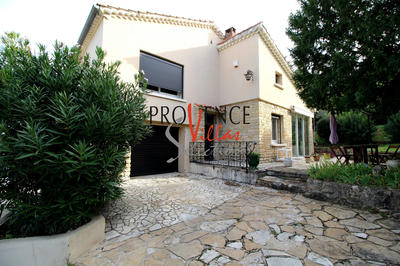 Villa - 95 m² - 5 pièces