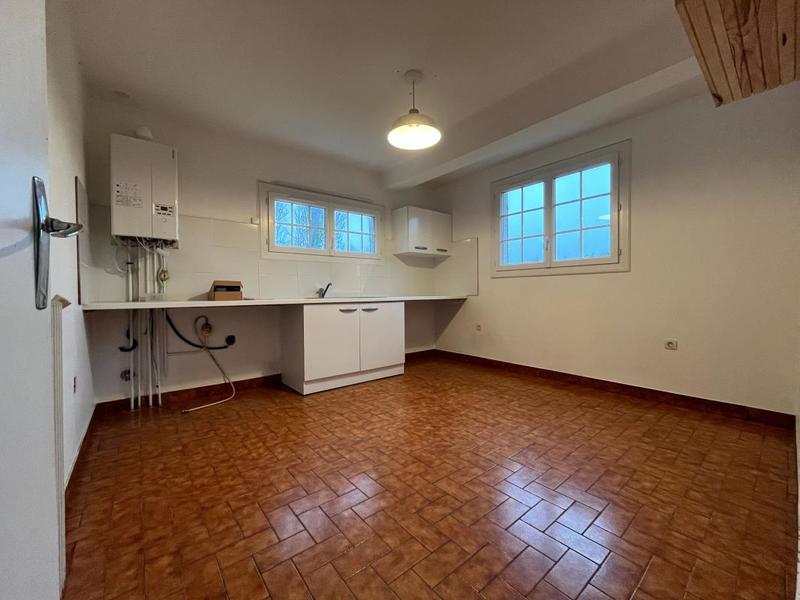 Maison - 99 m² - 4 pièces