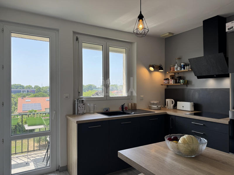 Appartement - 82 m² - 4 pièces