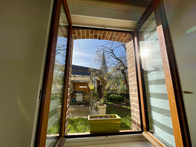 Maison - 210 m² - 7 pièces