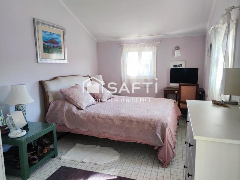 Maison - 395 m² - 14 pièces