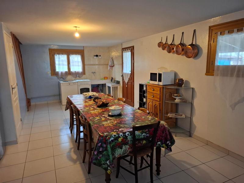 Maison - 184 m² - 7 pièces