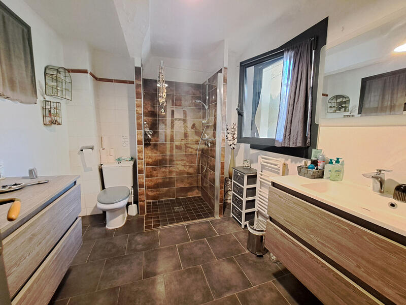 Maison - 75 m² - 4 pièces