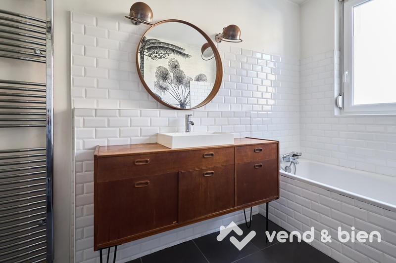 Appartement - 120 m² - 5 pièces