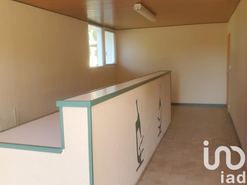 Maison - 255 m² - 4 pièces