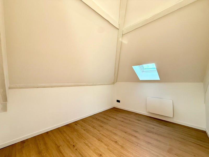 Appartement - 97 m² - 5 pièces