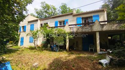 Maison - 190 m² - 4 pièces