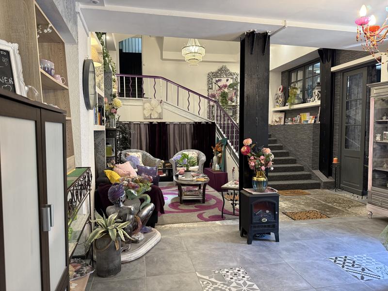 Appartement - 285 m² - 8 pièces