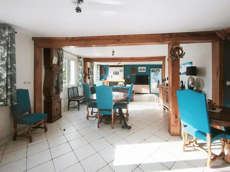 Maison - 194 m² - 6 pièces