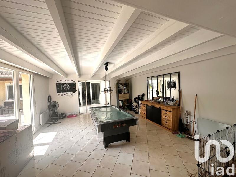 Maison - 239 m² - 8 pièces