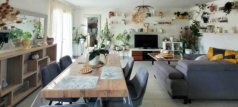 Maison - 90 m² - 5 pièces