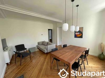 Chambre - 15 m² - 1 pièce