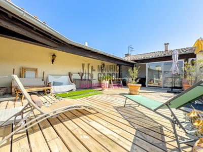 Appartement - 192 m² - 6 pièces